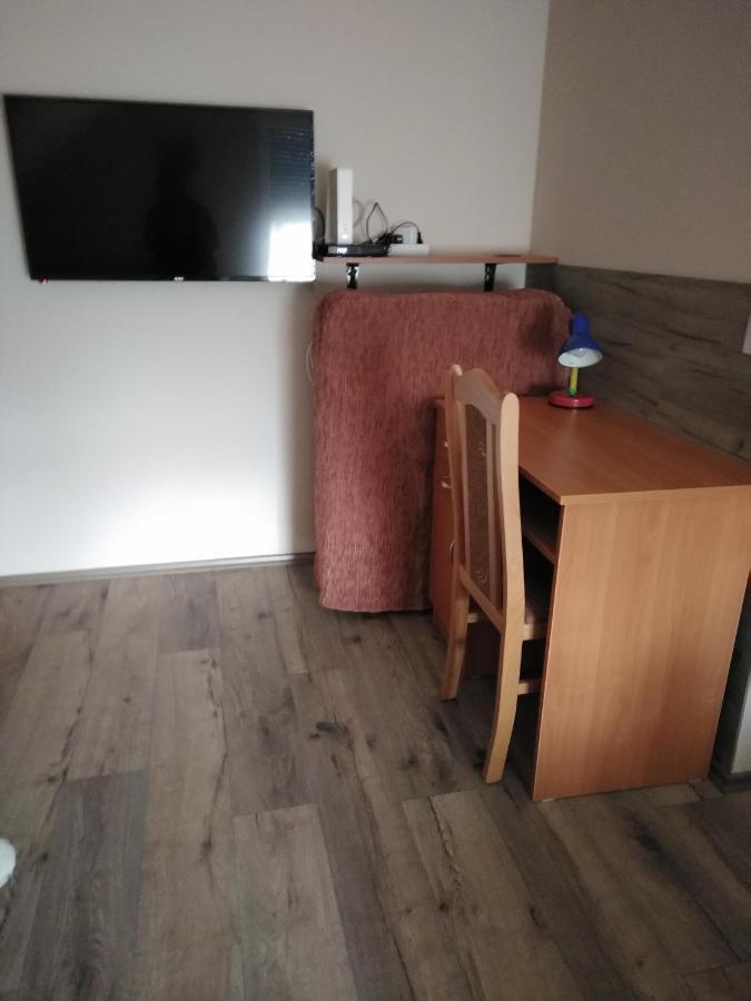 Budai Vam Apartmanhaz Hotel Pécs Buitenkant foto