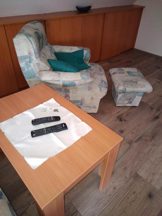 Budai Vam Apartmanhaz Hotel Pécs Buitenkant foto