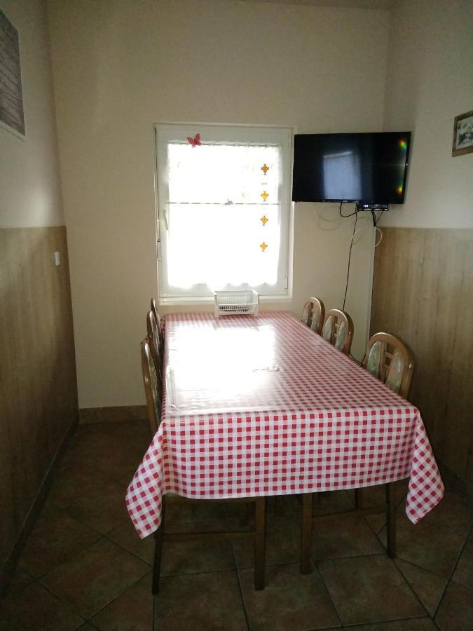 Budai Vam Apartmanhaz Hotel Pécs Buitenkant foto